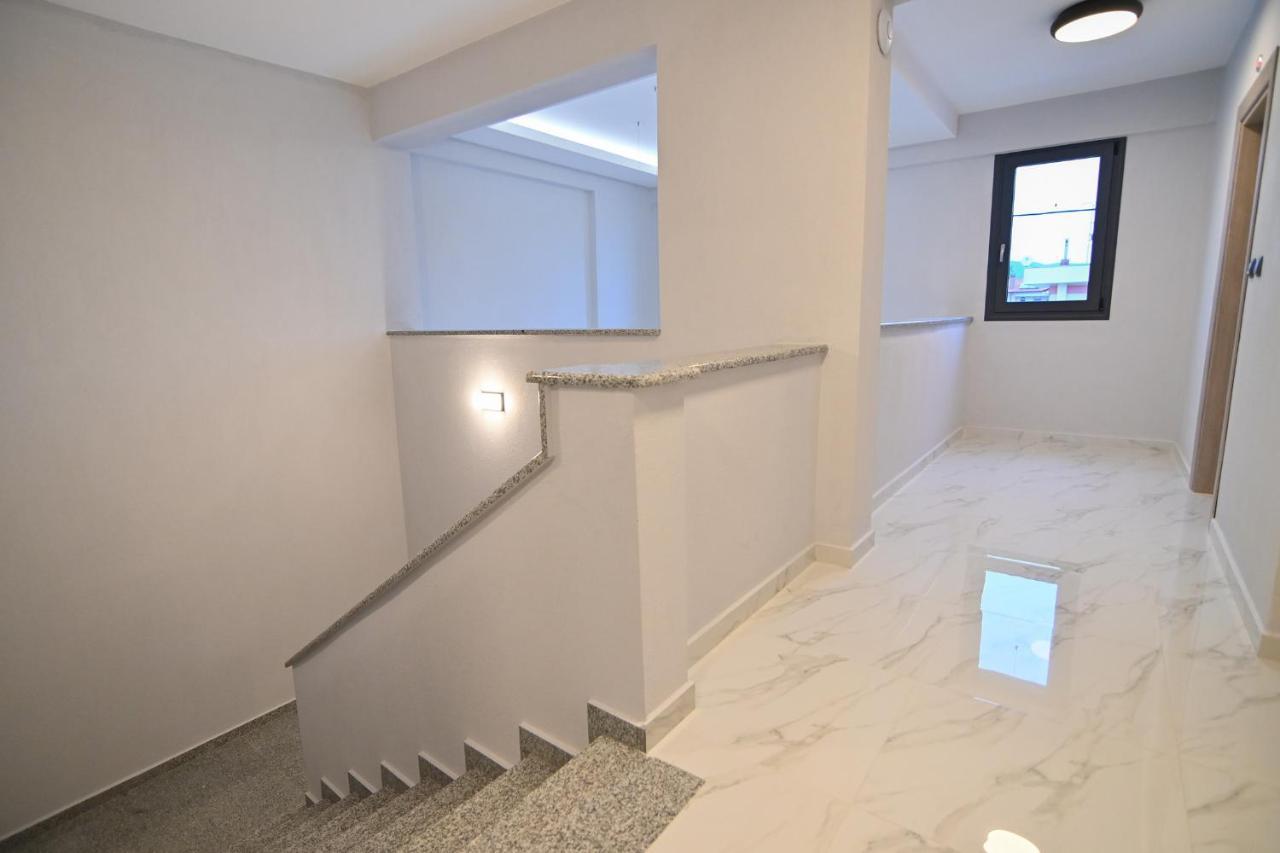 Armonia Luxury Suites Vrasná Exteriér fotografie