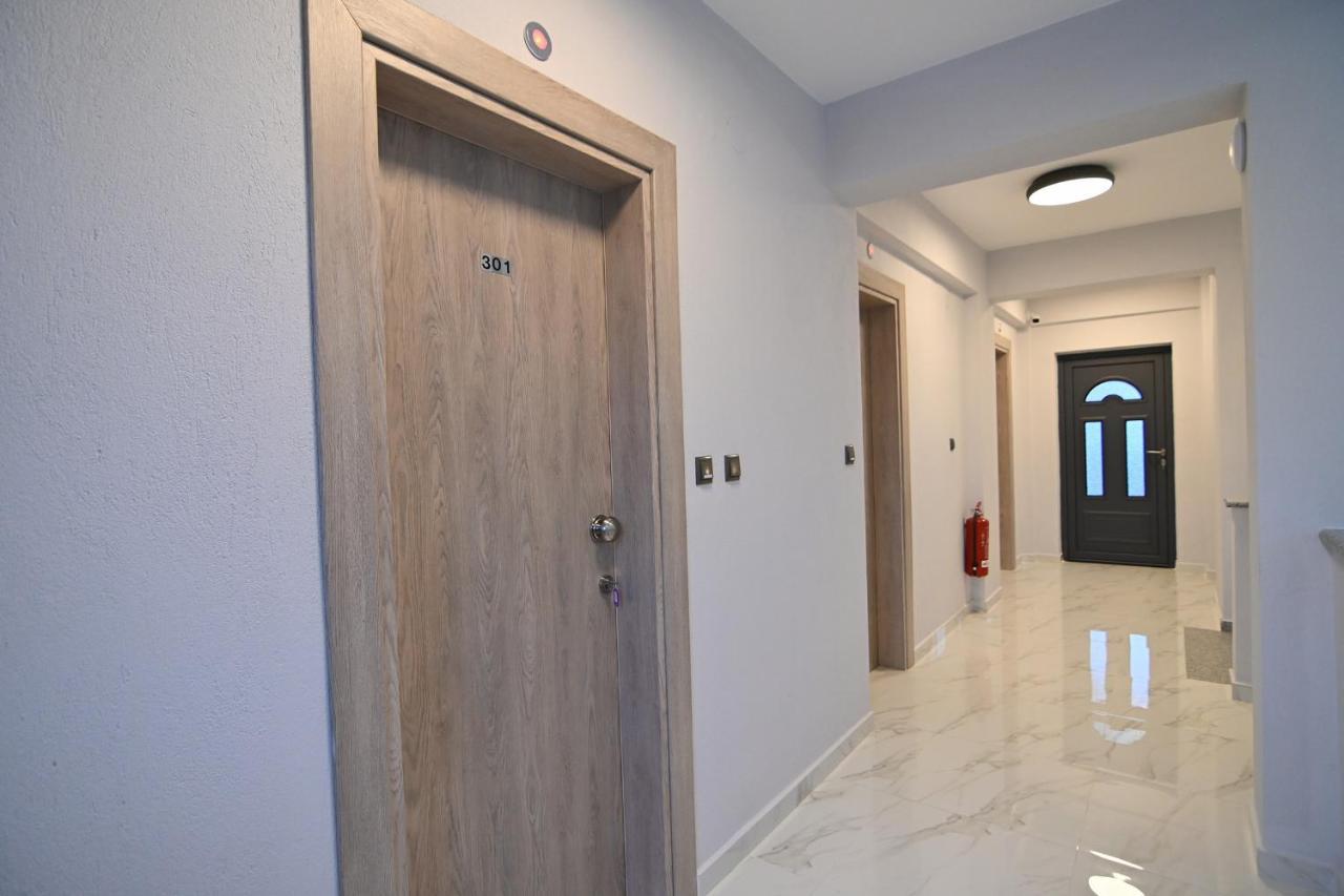 Armonia Luxury Suites Vrasná Exteriér fotografie