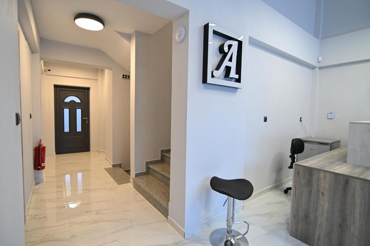 Armonia Luxury Suites Vrasná Exteriér fotografie